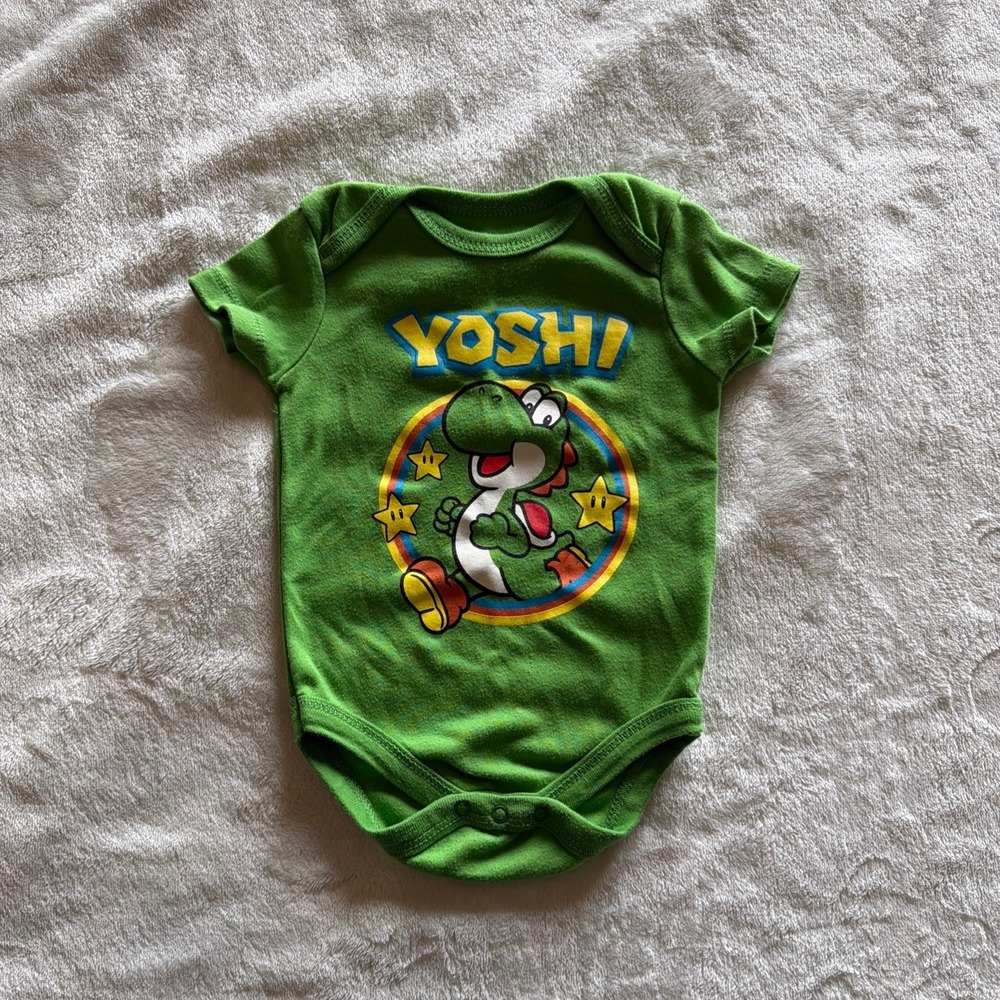 Super Mario Yoshi Green Baby Bodysuit 0-3M Nintendo Short Sleeve - W1593